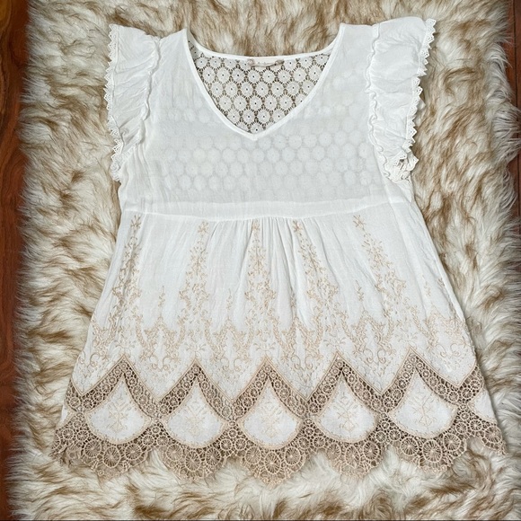 Altar’d State embroidered scallop hem top - Picture 3 of 8